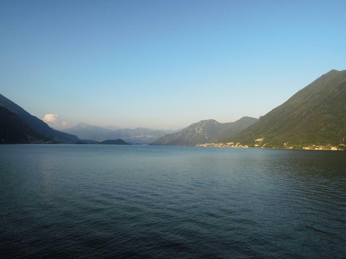 Charming House With Private Dock On Lake Como Argegno Exteriör bild