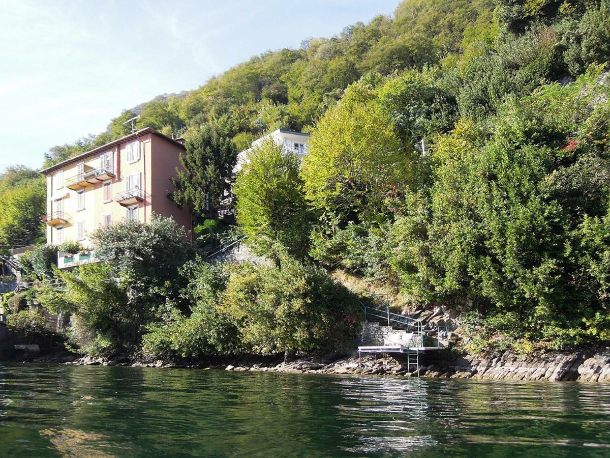 Charming House With Private Dock On Lake Como Argegno Exteriör bild